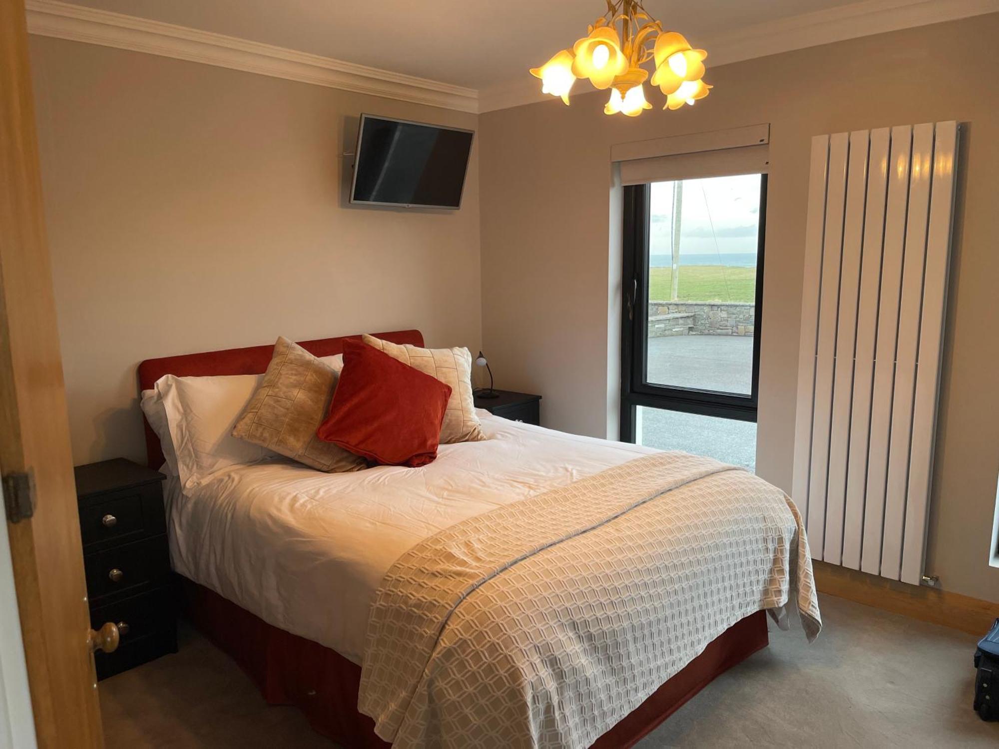 Cois Na Tra Bed & Breakfast Spanish Point Exterior photo